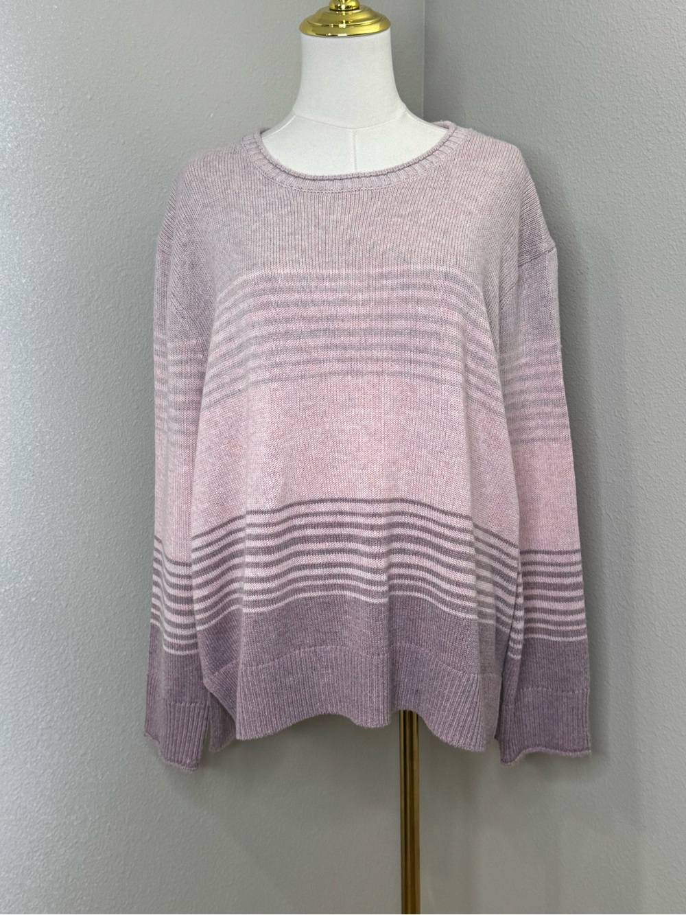 Ella Moss Women’s XL Pink Mauve Ombre Stripe Crewneck Sweater Pullover NWOT